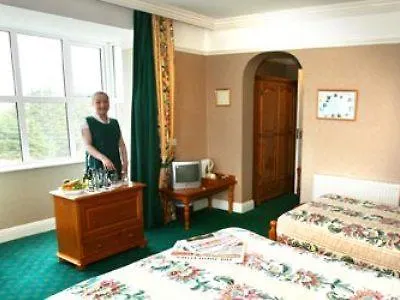 Hydro Hotel Отель Лисдунварна